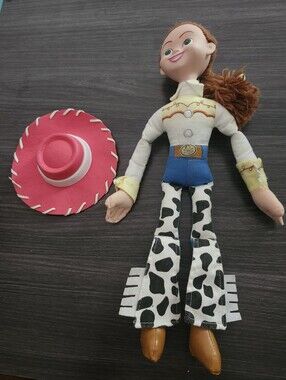 Disney TOY STORY 2 JESSIE Cowgirl Doll With Hat.
